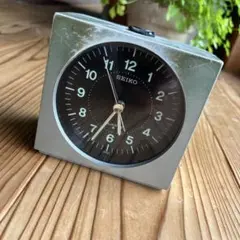 【難あり】SEIKO 置時計 アラーム機能付きのサムネイル