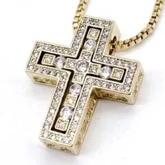 ゴールド　クロスネックレス　クリスタル装飾の金色十字架ネックレス