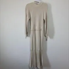 RESEXXY ニットワンピース ベージュ ロング 美品 1回着用　リゼクシー