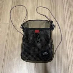 Item thumbnail for item 6cd6f68b-4d19-4a92-8719-494310424b3e