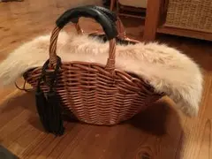 ファー付きカゴバック