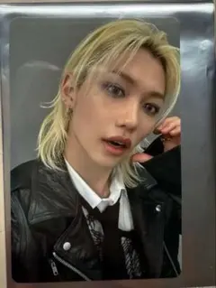 Item thumbnail for item 64fe610b-0e19-46d8-8f11-7256941e65ba