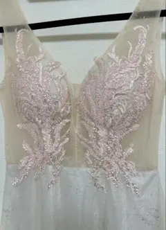 刺繍入りシースルーロングドレス