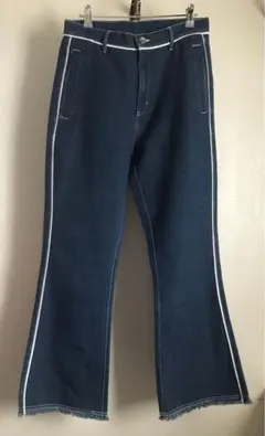 NEKUMA ホワイトパイピング 裾ダメージ デニムパンツ