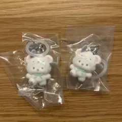 サンリオ　めじるしアクセサリー　ふわふわスノー　ガチャ　ポチャッコ　2個セット
