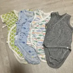 UNIQLO ボディスーツ　前開き70