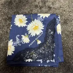 PIERRE BALMAIN 花柄ハンカチ ネイビーのサムネイル