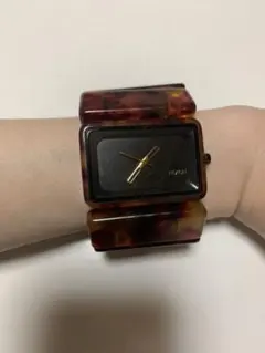 NIXON☆べっ甲柄時計のサムネイル
