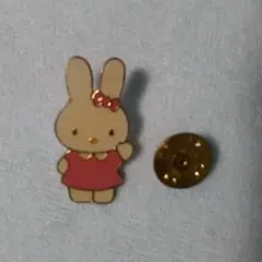 レトロ サンリオ ハローキティ キャラクター うさぎ キャシー ピンバッジ
