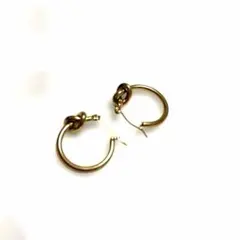 Cream dot. ノット フープピアス ゴールド