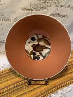 ロイヤルコペンハーゲン　特大のアルメニア時代の木の実シリーズの可愛い鳥柄ボール！ ロイヤルコペンハーゲン 特大のアルメニア時代の木の実シリーズの