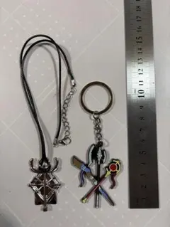 【2つセット】葬送のフリーレン 魔法の杖 キーホルダー 聖杖の証 ネックレス