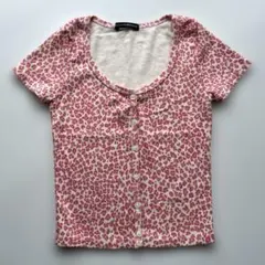 BRANDY MELVILLE ヒョウ柄　ピンク　半袖　Tシャツ　レオパード柄