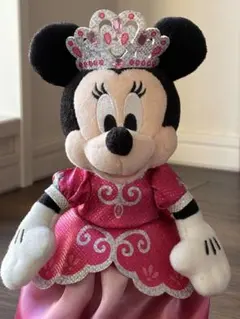 ディズニー　トータリーミニー　プリンセスデイズ　ぬいぐるみバッジ
