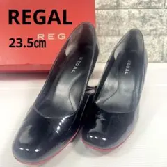 【美品】REGAL ブラック　エナメル　パンプス　23.5㎝　箱付きのサムネイル