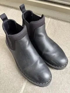 UNIQLO C 黒 サイドゴアブーツ