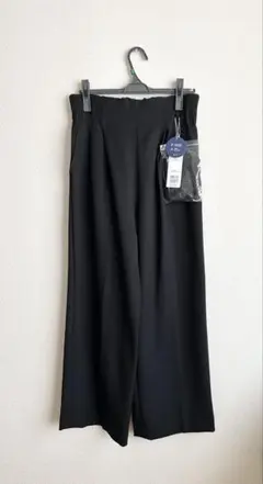 新品【a.v.v 】ウール調ベルテッドパンツ M イトキン