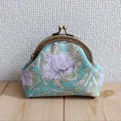 Item thumbnail for item 0035fa4e-3ab4-42a7-bfeb-980d53f44fdb