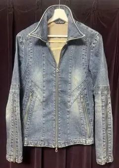 Item thumbnail for item 1519923f-25fd-44dc-bfd6-6c96fa183e88