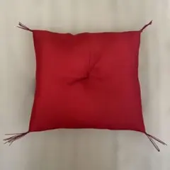 ミニ座布団　ハンドメイド　赤　9x8cm 置物　敷物　ダルマ