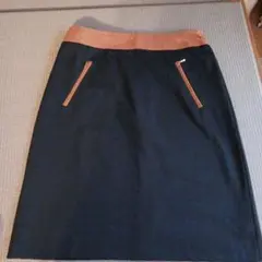 LAURA ASHLEY、膝下タイトスカート