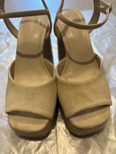 SANDAL ベージュ スエード オープントゥ 高ヒール サンダルのサムネイル