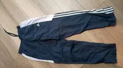 adidas パンツのサムネイル