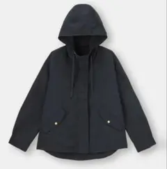 ジーユー マウンテンパーカー