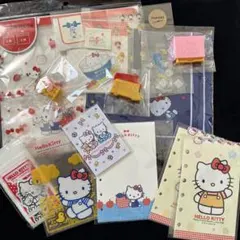 ゆうパケット】ハローキティcozy village dreams 根付け - メルカリ