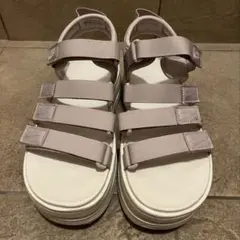 NIKE ナイキ　アイコンクラシック　ウィメンズ　サンダル