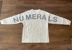 **NUMERALS（ヌメラルズ）**ロングTシャツ