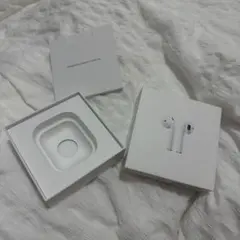 AirPods ホワイト