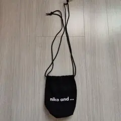ニコアンド ショルダーバッグ