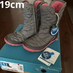 コロンビア　スノーブーツ　19センチ　オムニヒート　グレー　ピンク　冬　雪