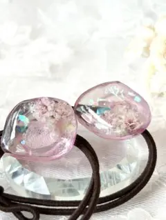562】透け感ピンク レジンヘアゴム ハンドメイド - メルカリ