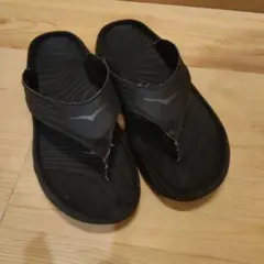 HOKAリカバリーサンダルのサムネイル
