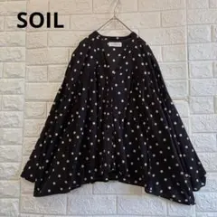 SOIL（ソイル)40'S ポプリンドット プリント フリルカラー ブラウス　黒のサムネイル