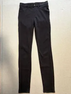 ユニクロ　レギンスパンツ　ウルトラストレッチ　M
