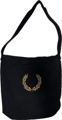 FRED PERRY ショルダーバッグ