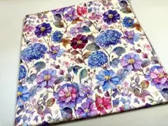 USAシーチング綿生地幅110cm×100cm.秋の花.3983