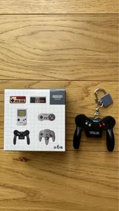Nintendoミュージアム　キーホルダー　コントローラー