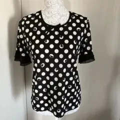 「23日までのお値下」インゲボルグ 黒と白のドット柄 半袖シャツ