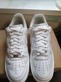 NIKE AIR FORCE 1 26cm