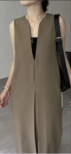 AMERI WAVE COLLAR ANGULAR VEST - メルカリ