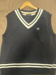 【値下げ可能】FRED PERRY チルデンニットベスト