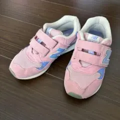 Item thumbnail for item adac6cf4-97e4-4772-8007-f29ee87e8986