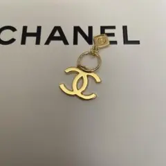 CHANEL ココマーク チャーム ゴールド　非売品ノベルティ