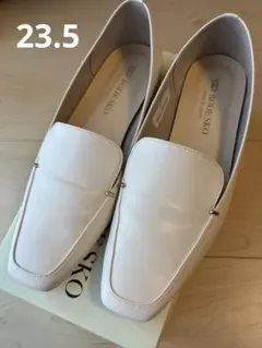 Item thumbnail for item f07bafdf-14a4-4707-a2f7-4545b80cd40e