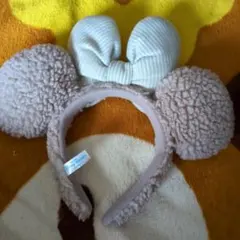 ディズニー　カチューシャ　ミニー