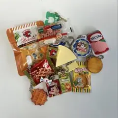 食べ物系　ガチャガチャ　カプセルトイ　まとめ売り